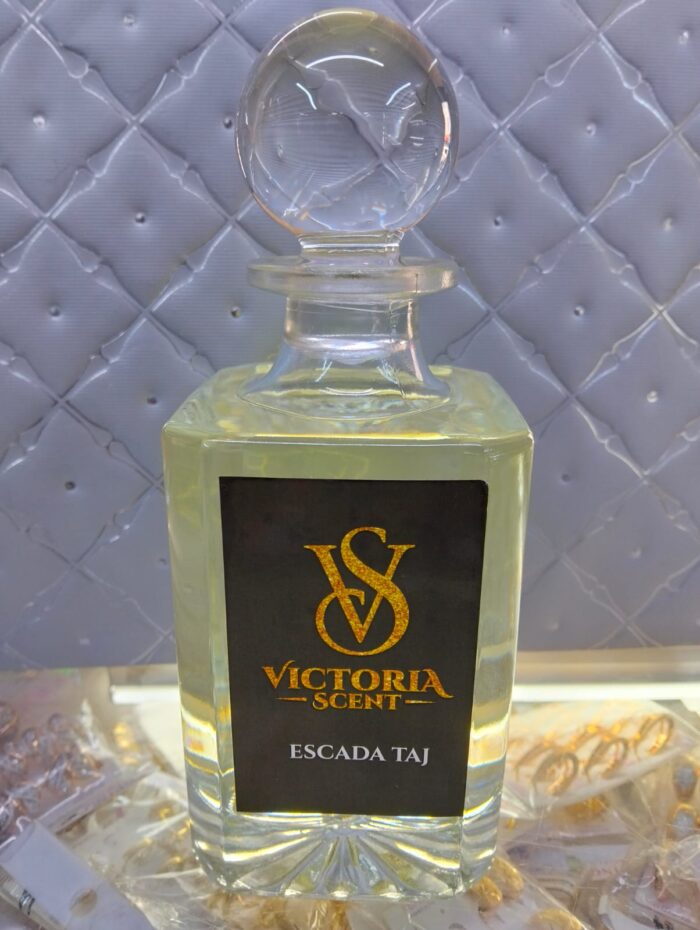 Escada Taj